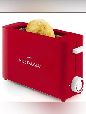 NIB Nostalgia MyMini Single Slice Toaster - red